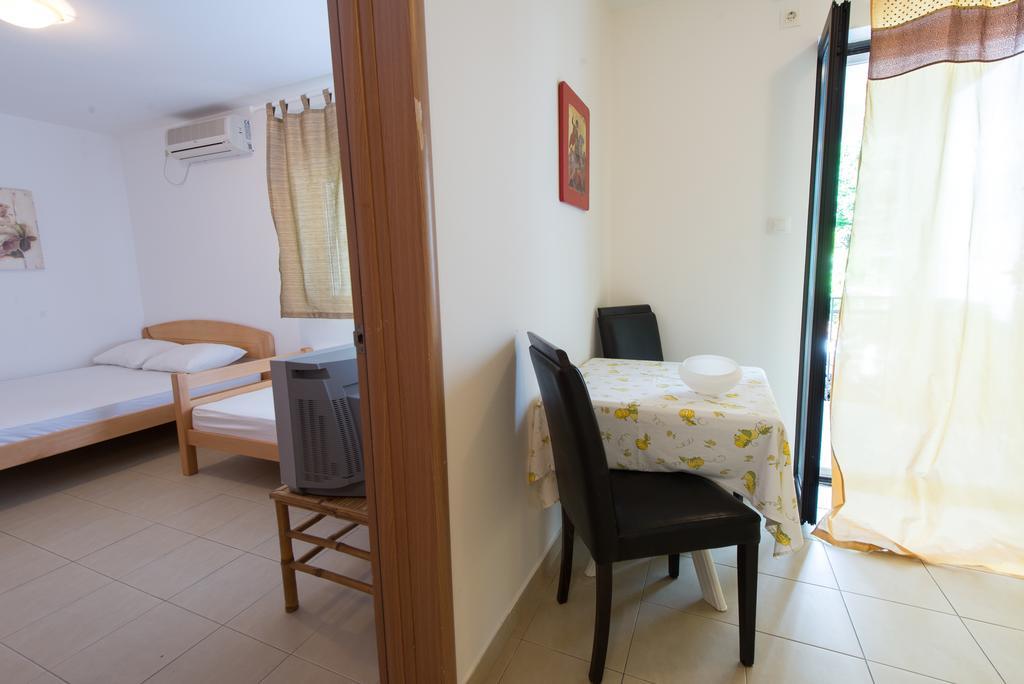 Apartments Mtv Petrovac Exterior foto
